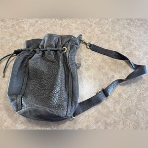 Elegant Black Leather Shoulder Bag